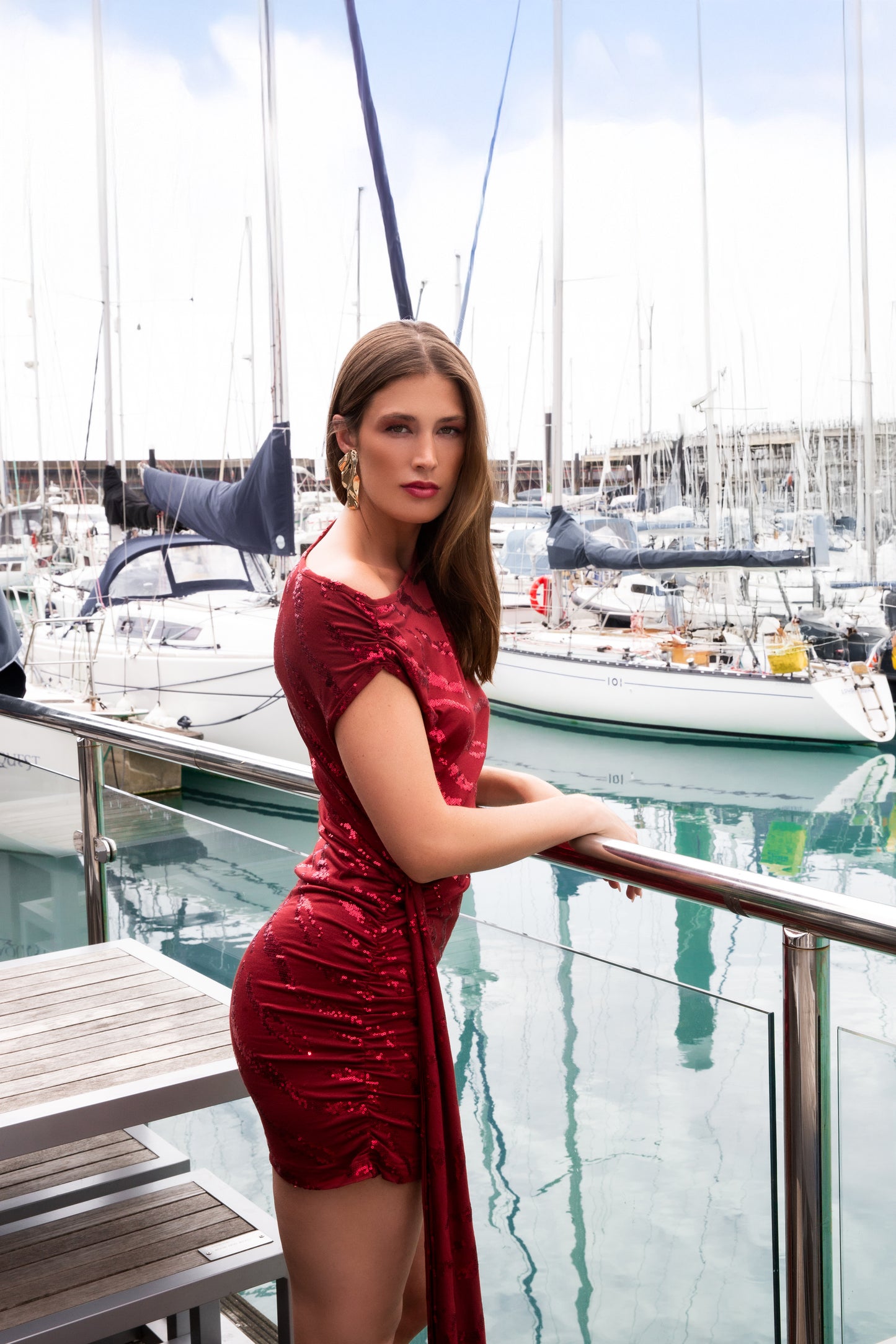 Off-Shoulder Sparkle Red Mini Bodycon Party Dress