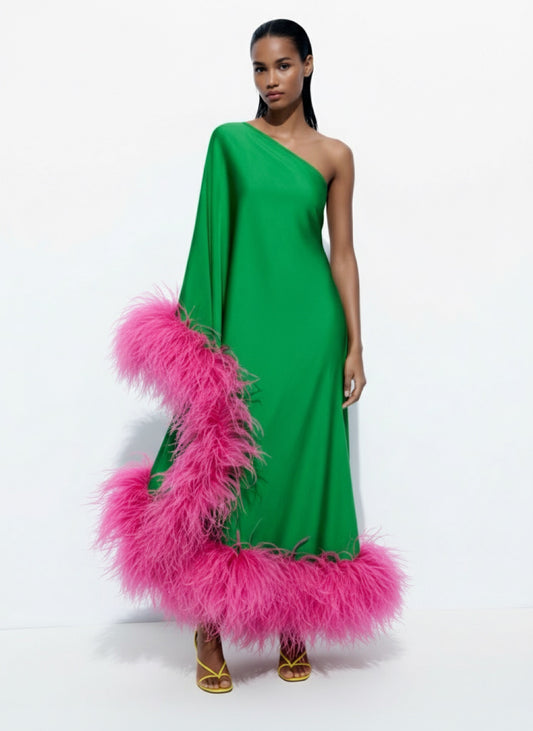Star Green Dress Pink Feathers