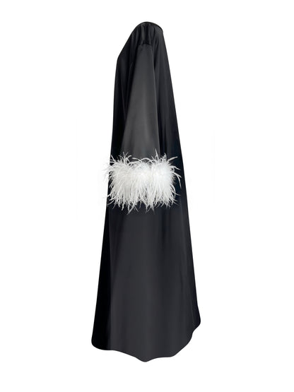 Jess Maxi Maxi Black Party Dress With White Feathers